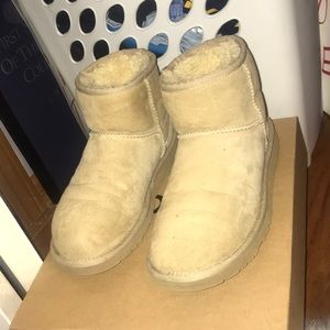 UGG Classic Short Boots